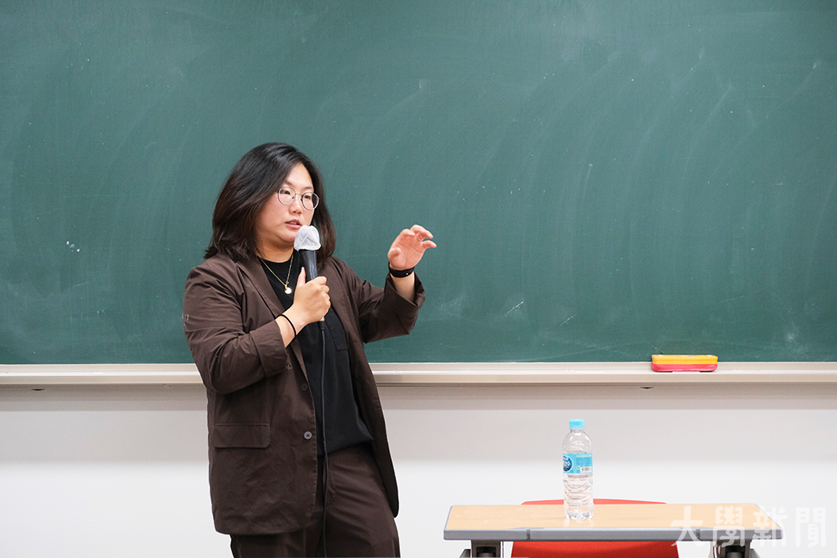 ▲ 서울대에서 카지노 게임로 살아간 경험을 나누는 김보미 씨.