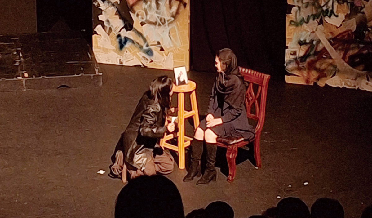 ▲〈햄릿〉 공연의 한 장면. (사진 제공: 이하늘 씨)