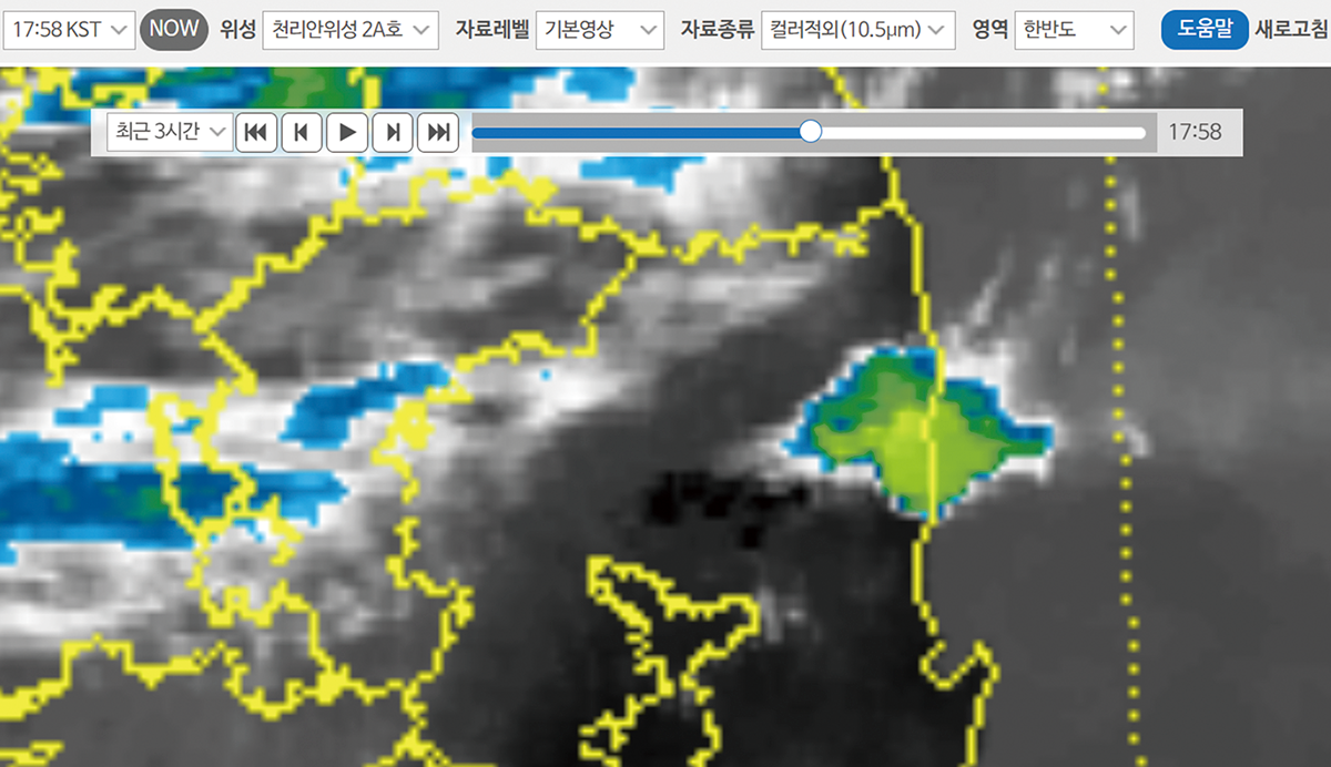▲경북 산불로 인해 형성된 파라오 카지노 적란운이 초록색으로 표시된 3월 25일 자 적외선 채널 컬러 강조 영상.